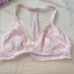 Pink bra let